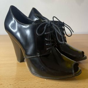 BCBGeneration Black Wedge Lace Up Size 6